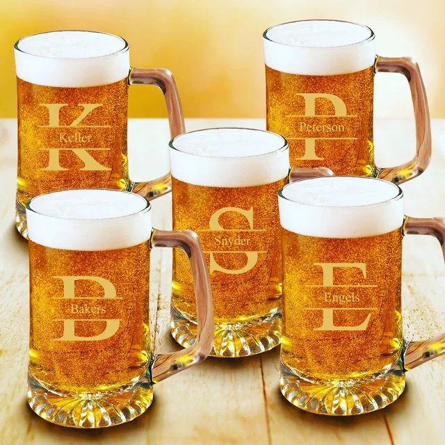 Jarras cerveceras grabadas en el cristal